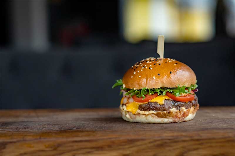 jose mier's iconic American dish: the cheeseburger